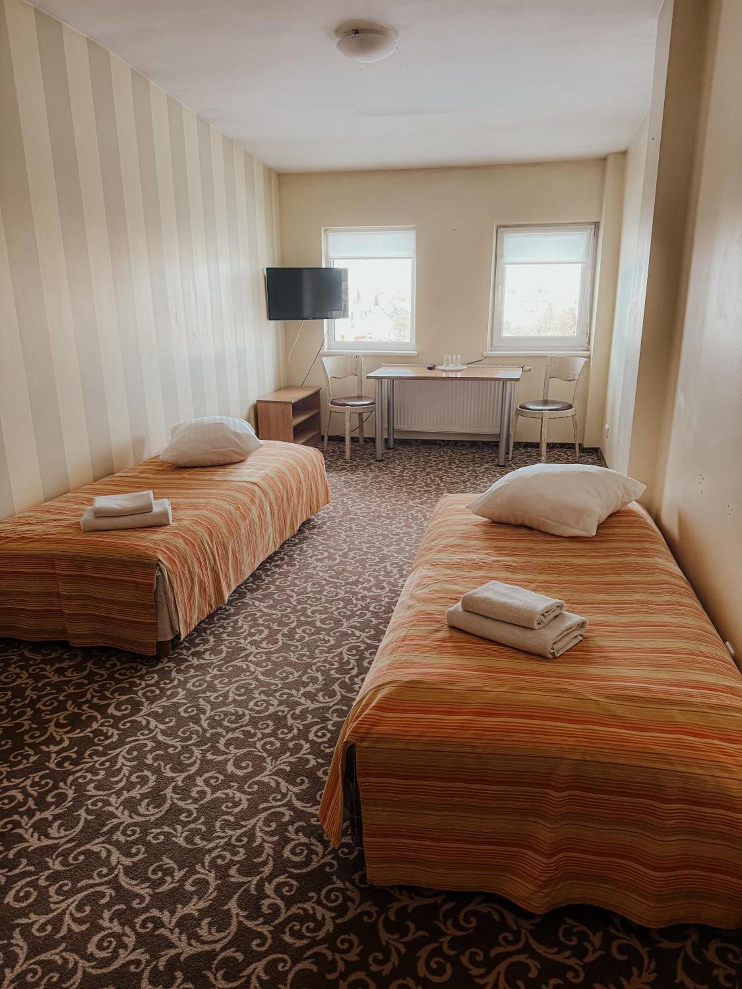 Hotel Pervaza à Panevėžys Extérieur photo